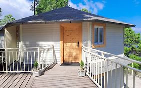 Woods Retreat Lansdowne