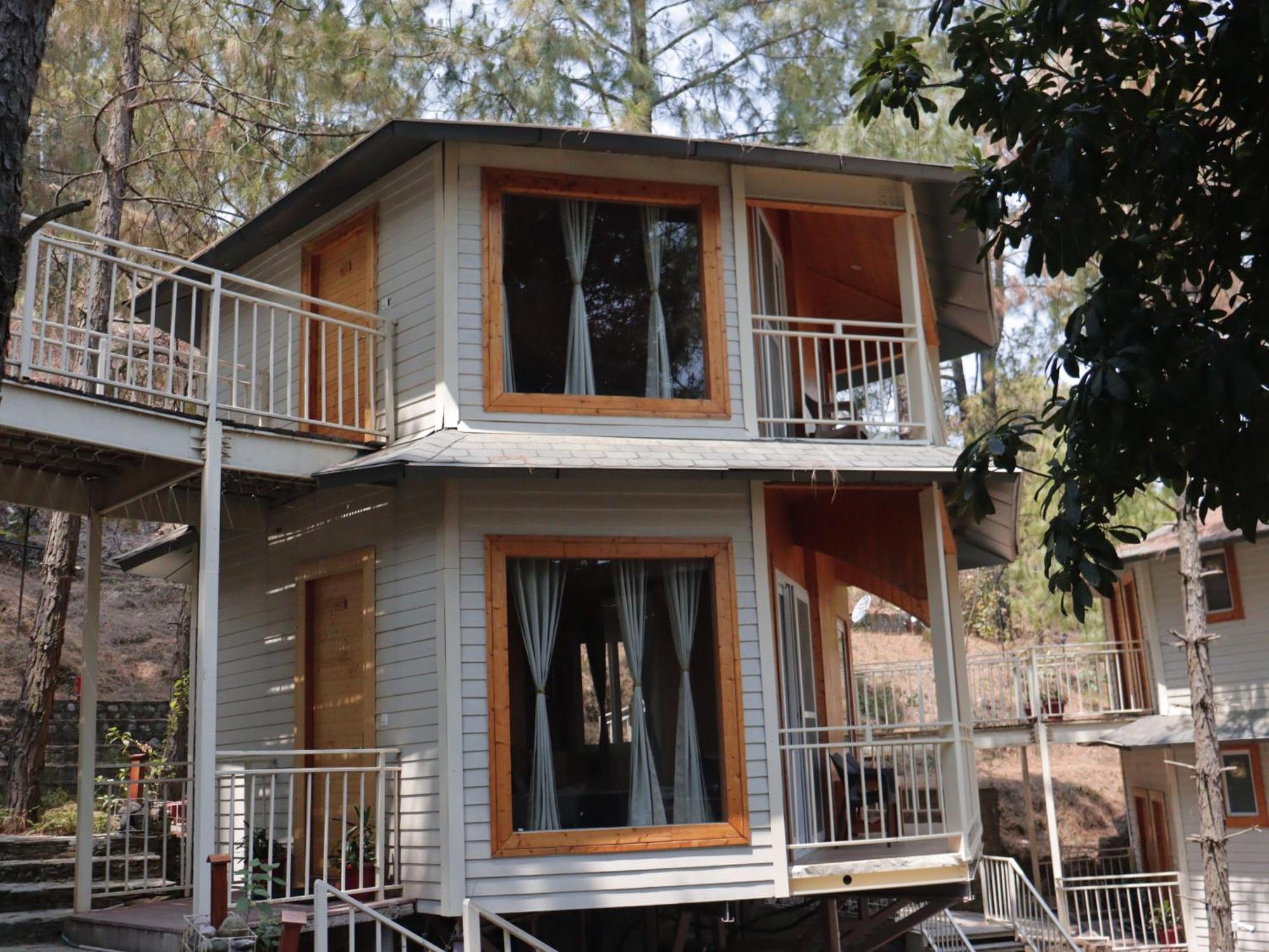 The Woods Retreat Hotel Lansdowne Exterior photo